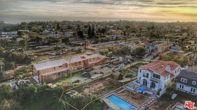 1028 Chautauqua Boulevard, Pacific Palisades