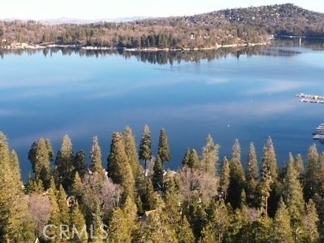 325 Mittry, Lake Arrowhead