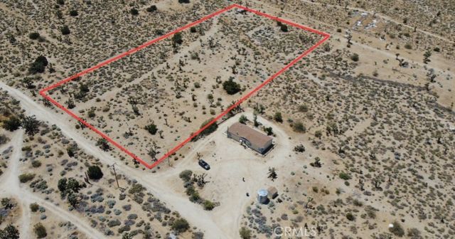210 Avenue X, Llano
