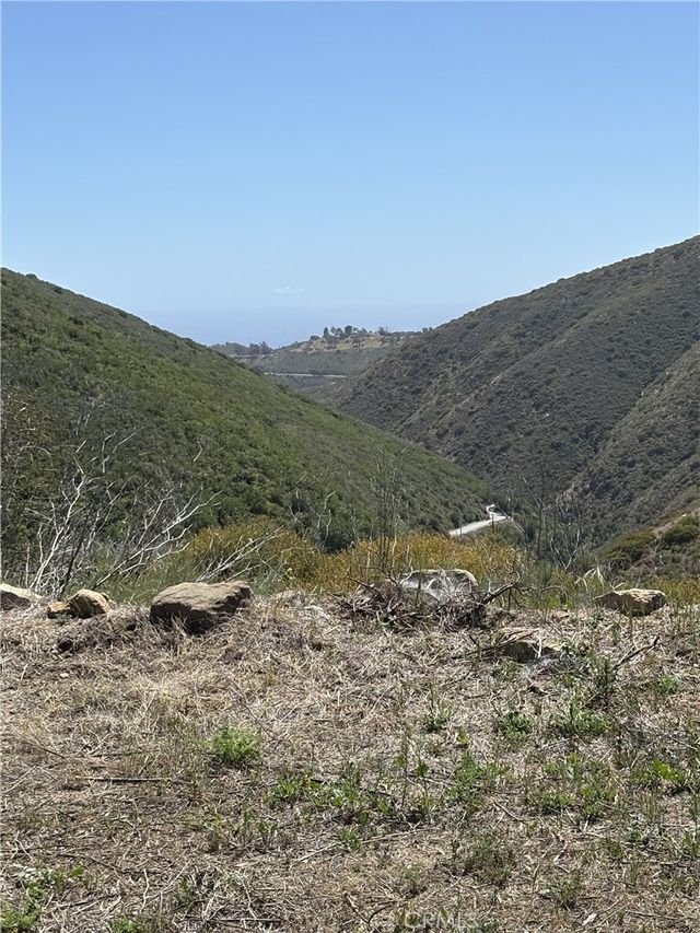 12110 Yellow Hill, Malibu