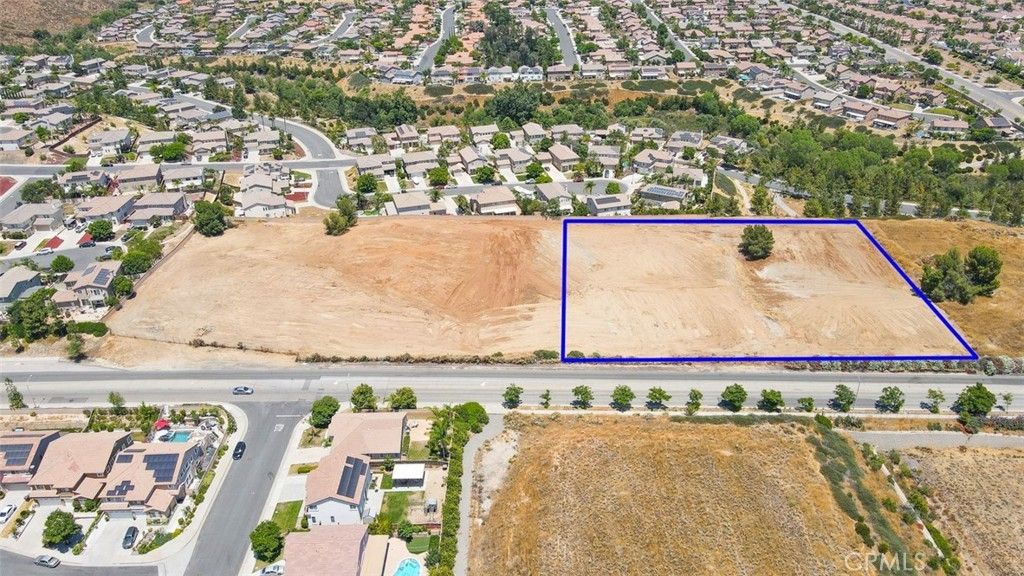 2 Jackson Ave, Murrieta