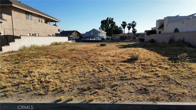 13480 Sea Gull Drive, Victorville