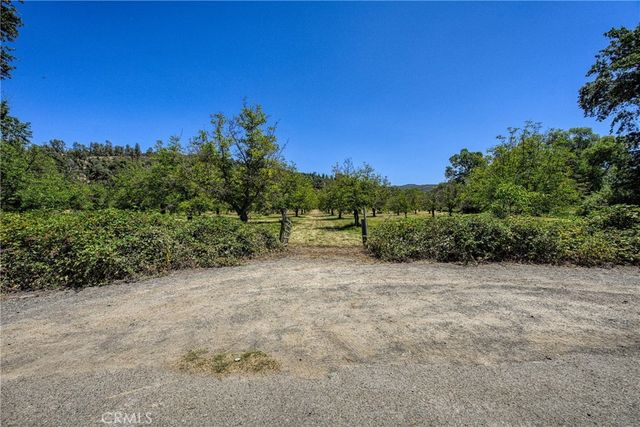 1286 Pitney Lane, Upper Lake