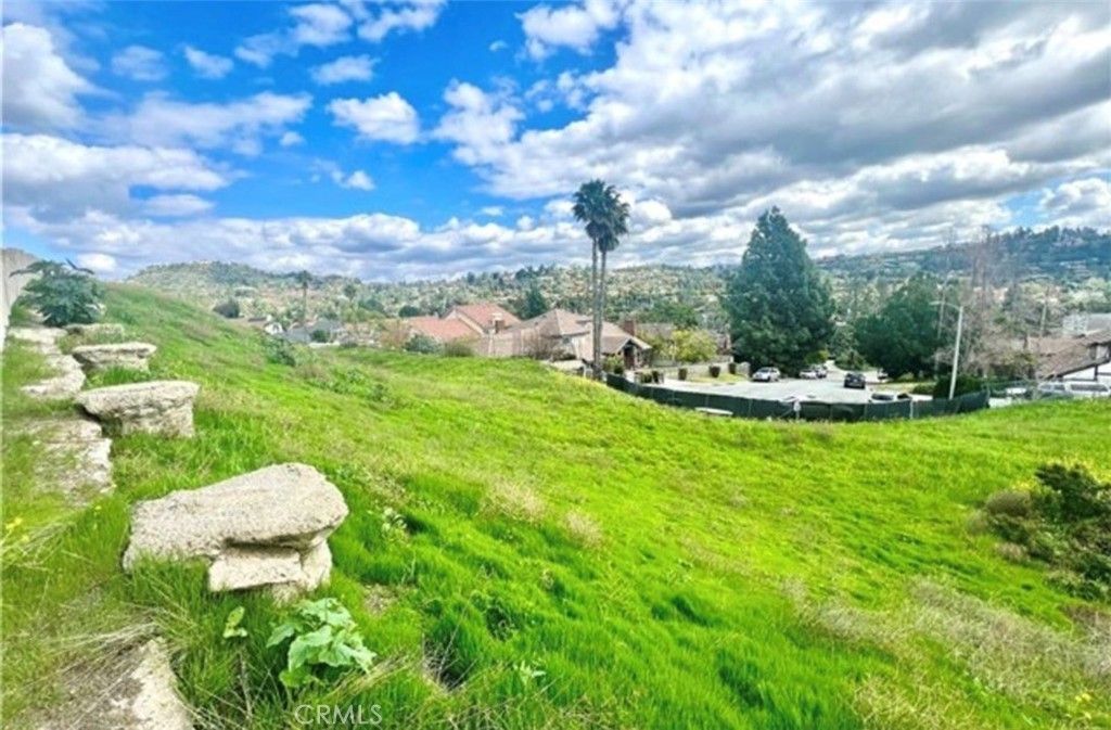 19351 Lemon Hill Drive, Santa Ana