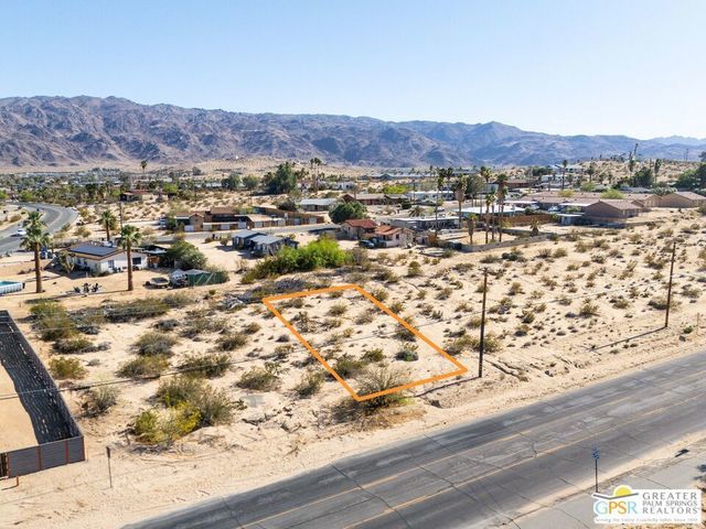 4 Two Mile Road, 29 Palms