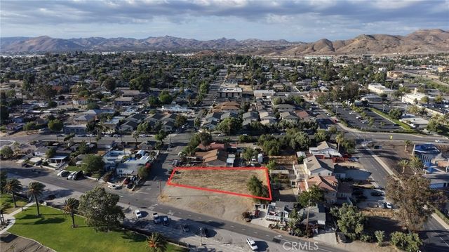 Lindsey Street S, Lake Elsinore