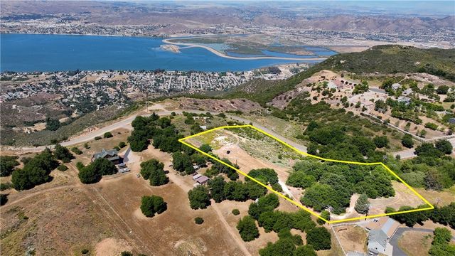 34561 S Main Divide, Lake Elsinore