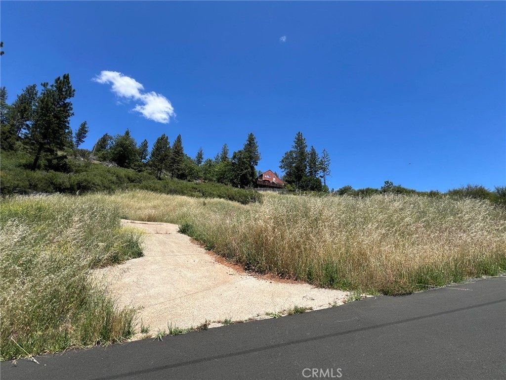 9284 Bleuss Way, Cobb