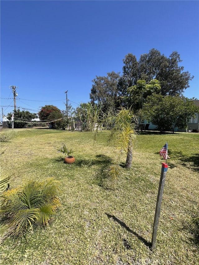 2410 Florida, Huntington Beach