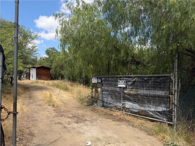 42520 Grama Rd, Aguanga
