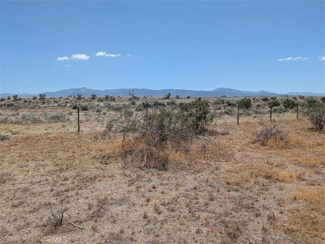 123 Dos Palmas, Pinon Hills