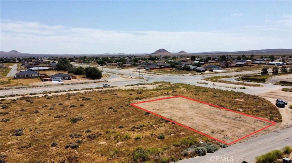79th St, California City