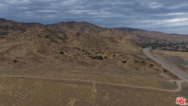 N/A, Palmdale