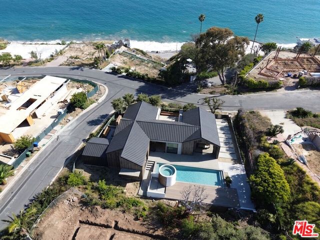 20521 Roca Chica Drive, Malibu