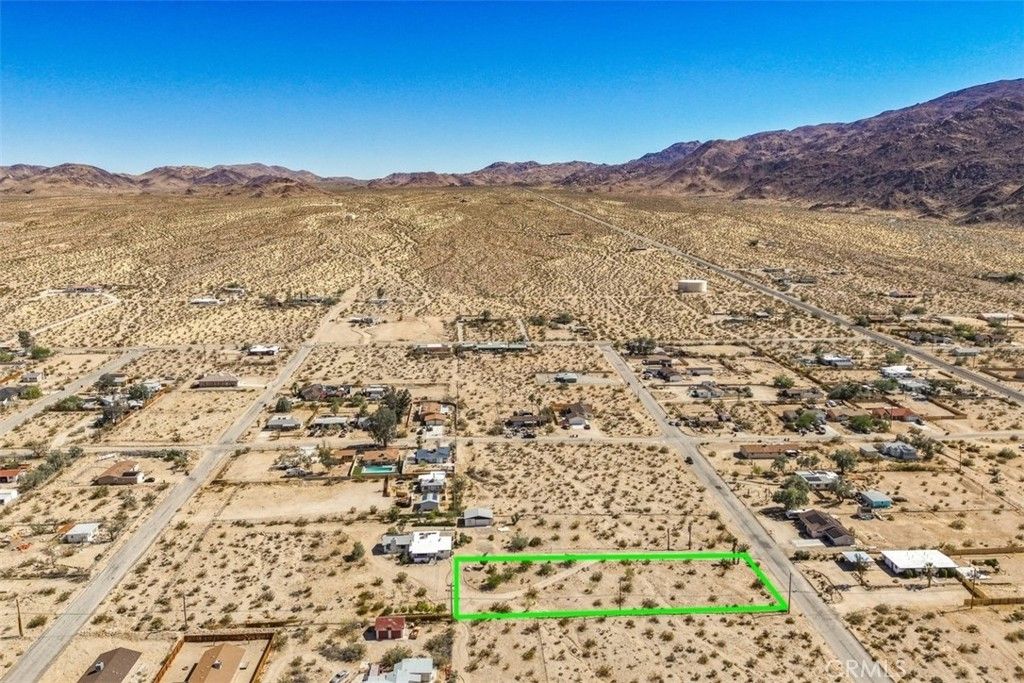 7657 N Star, 29 Palms