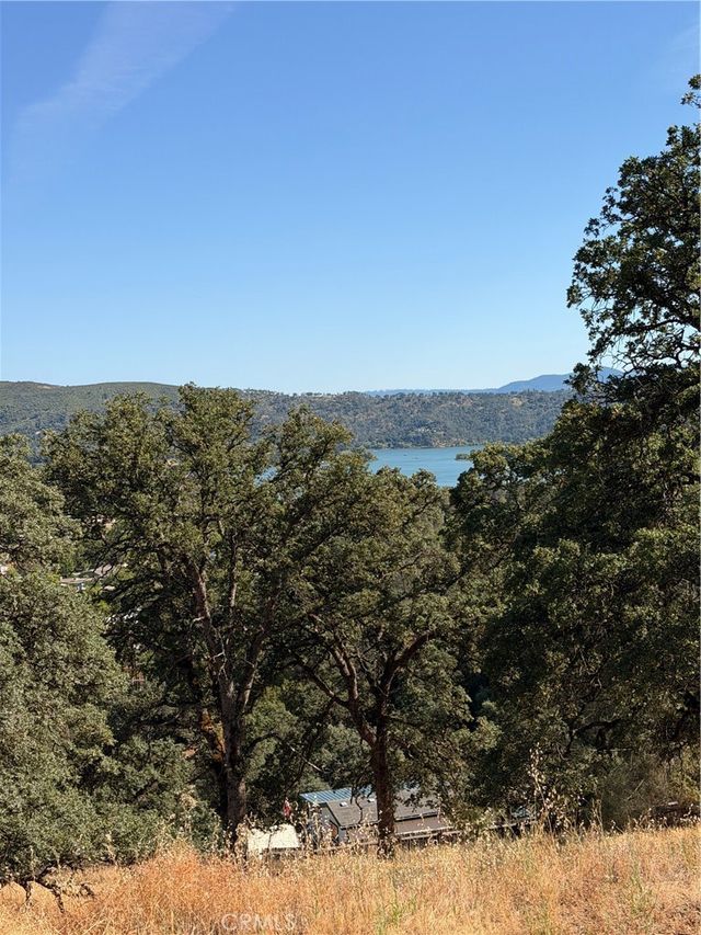 12657 Mountain View Drive, Clearlake Oaks