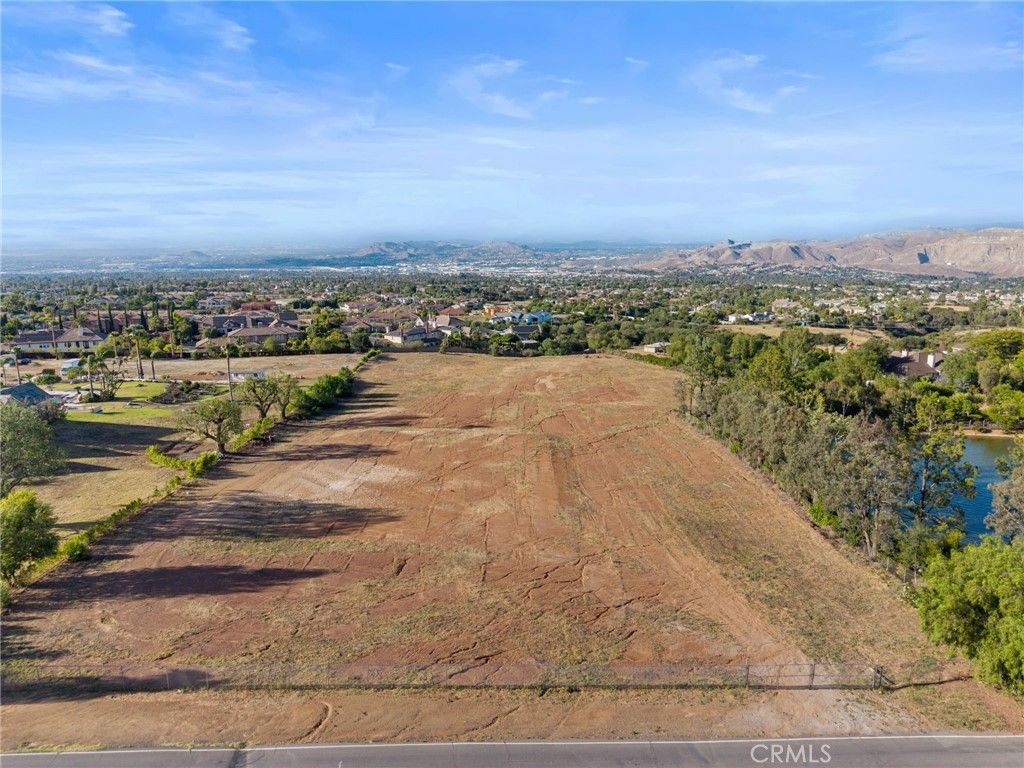 Hidden Springs Drive, Corona