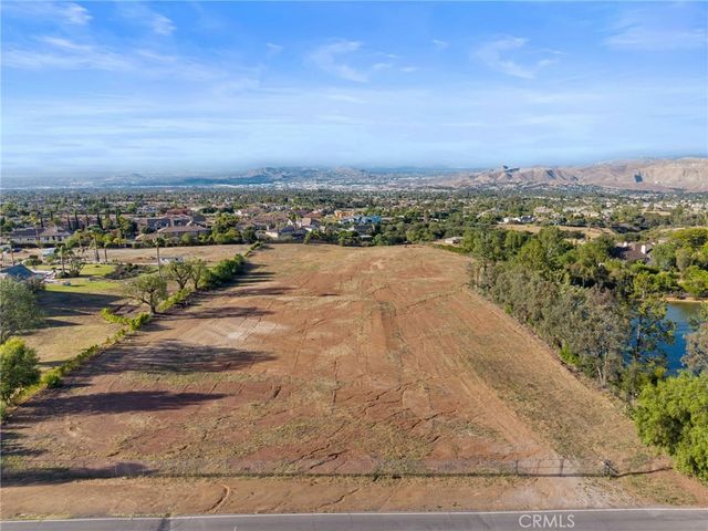 Hidden Springs Drive, Corona
