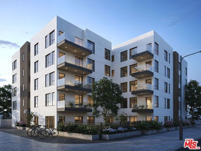 3323 Darwin Avenue, Los Angeles