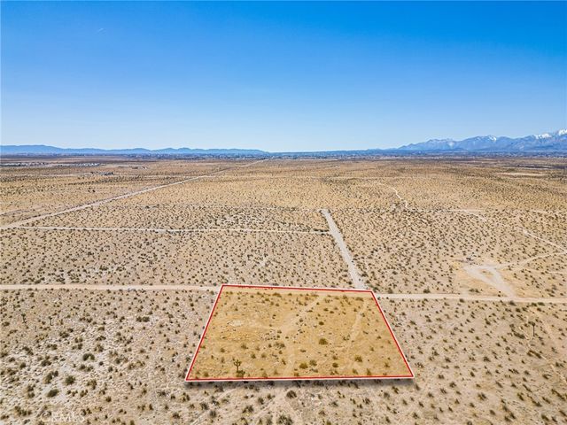 9500 Villa Street, Adelanto