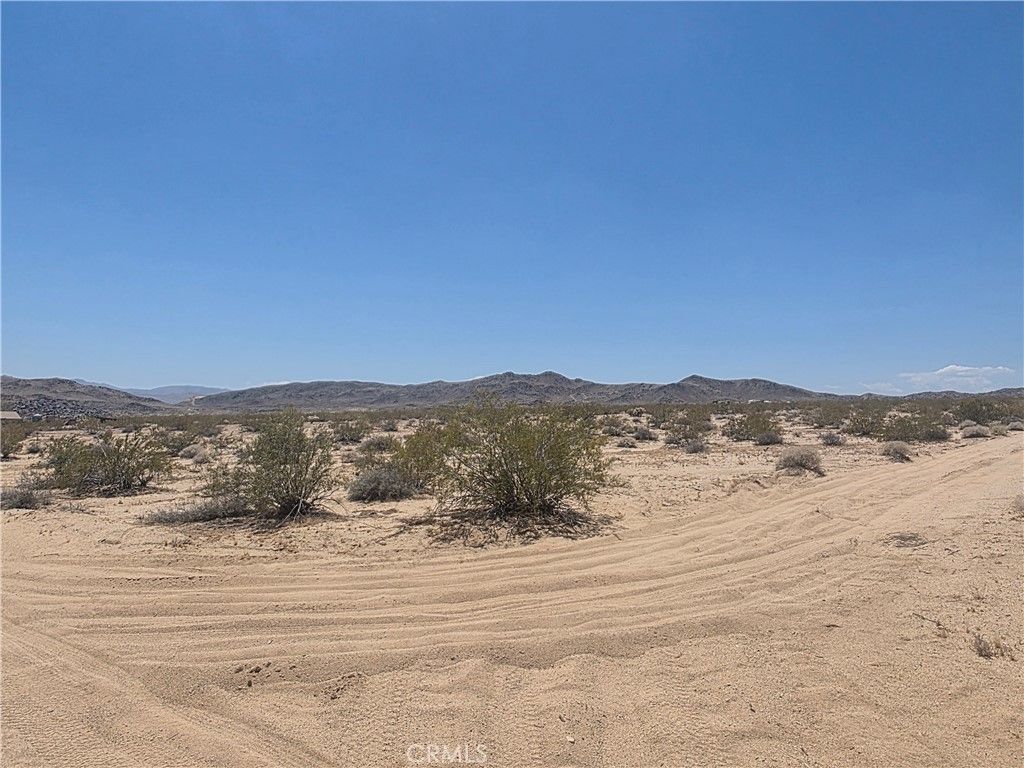 2 Mesa Verde, Joshua Tree