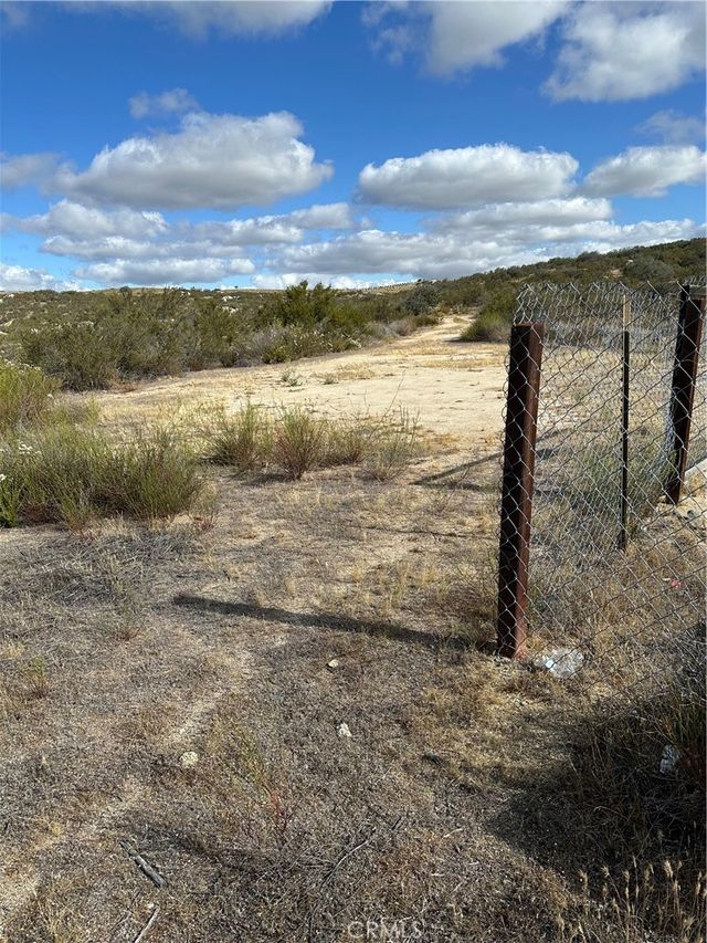 Ardia Road, Hemet