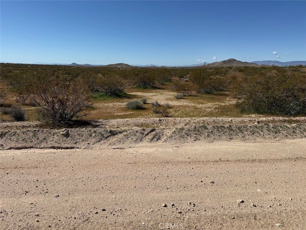 3186 686 Perkins Ave, California City