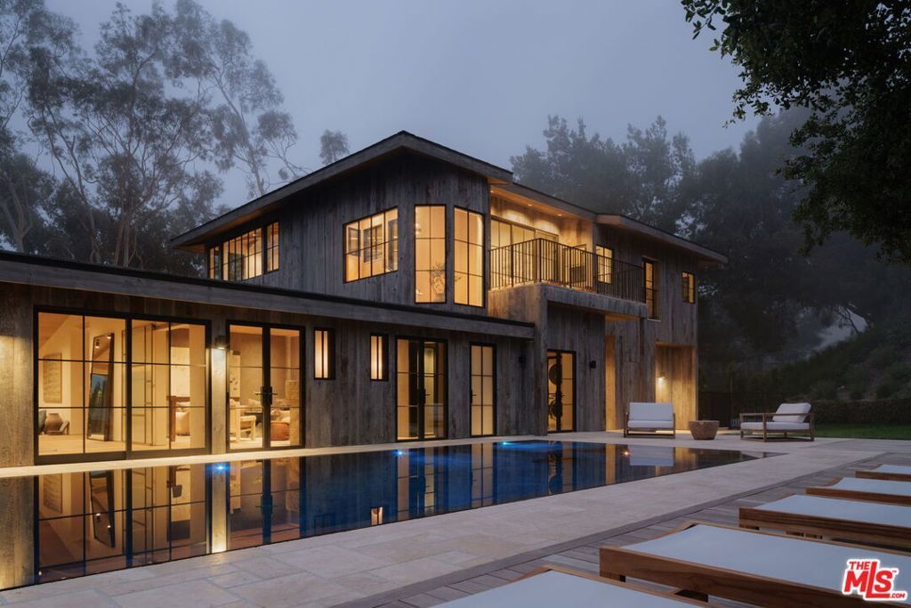 3655 Mcanany Way, Malibu