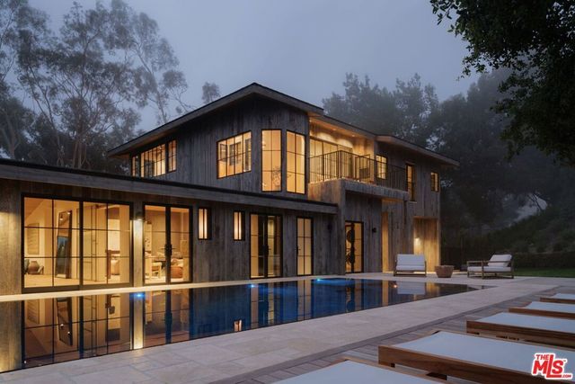 3655 Mcanany Way, Malibu