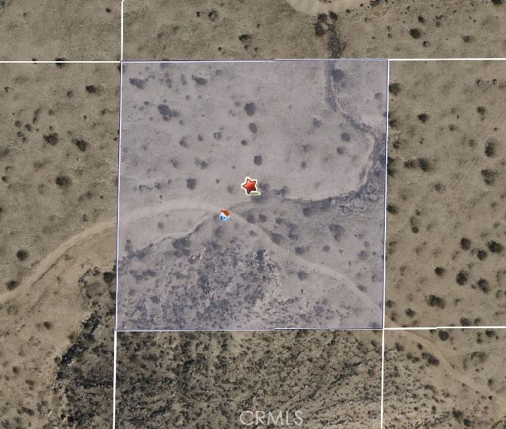 135 Vic Avenue M-12, Palmdale