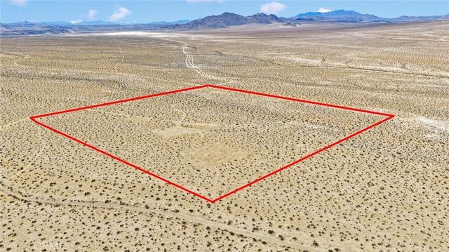 1 Paddington Way, Lucerne Valley