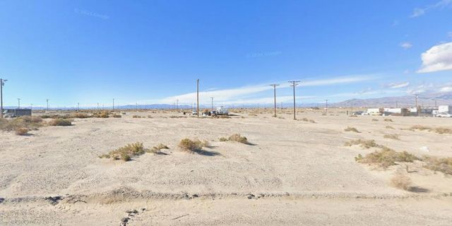 2107 Neptune Avenue, Thermal