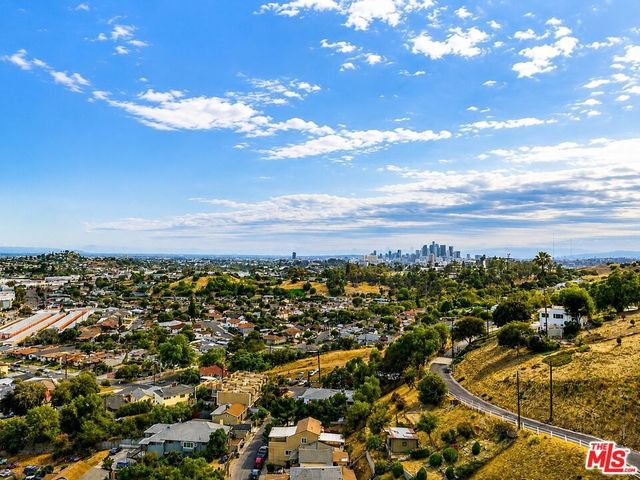 4958 E Dartmouth Avenue, Los Angeles