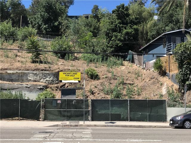 2422 Riverside Drive, Los Angeles