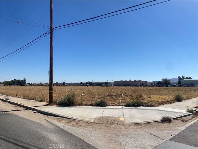Bartlett, Adelanto