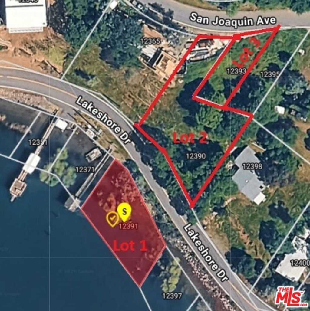12391 Lakeshore Drive, Clearlake Park