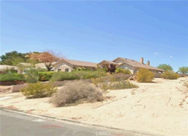 26682 Lakeview, Helendale