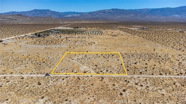 Sage Rd + Santa Fe Fire Road, Lucerne Valley