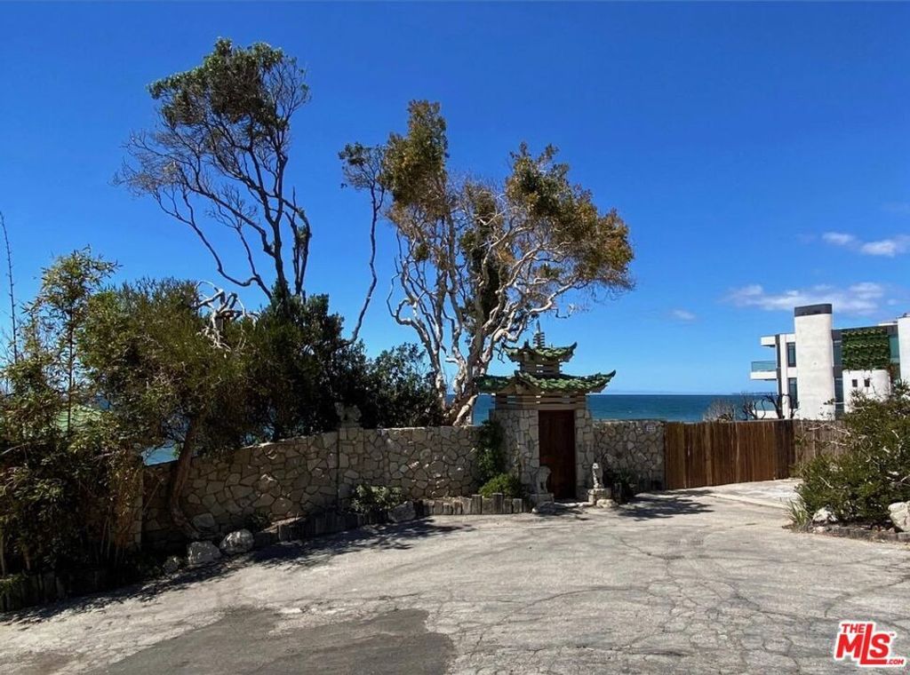 18842 Pacific Coast Highway, Malibu