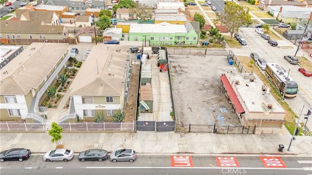 1550 W Florence Avenue, Los Angeles