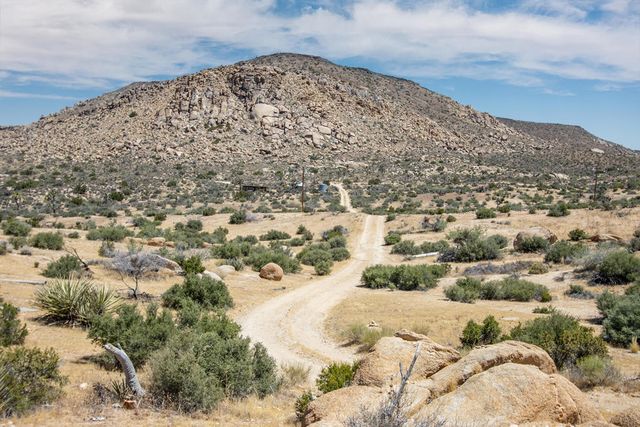 53102 Geronimo Trail, Pioneertown