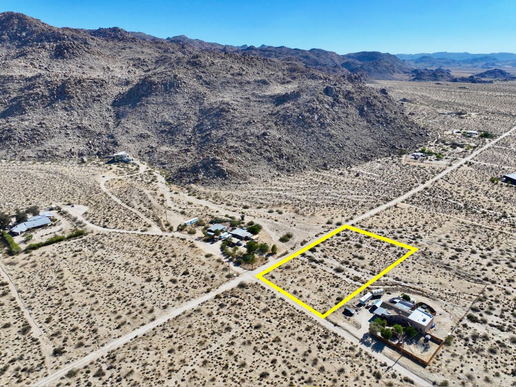 227 Sullivan Road, 29 Palms