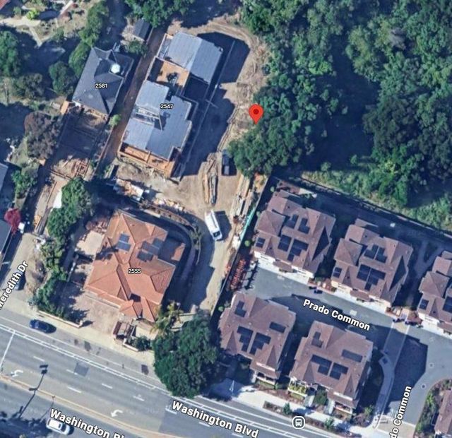 2539 Washington, Fremont