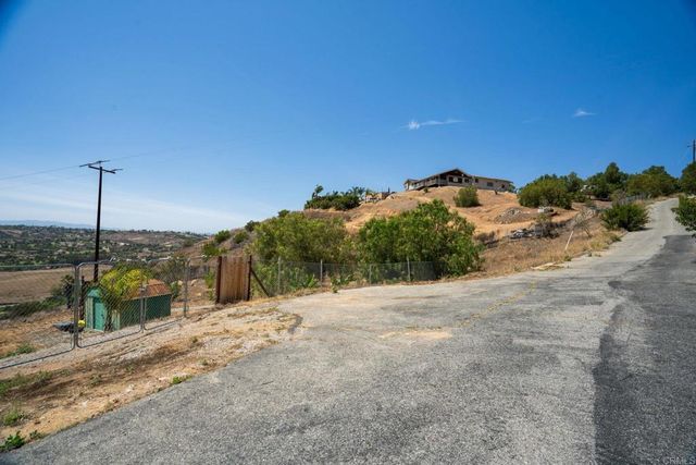 3503 Monserate Hill Road, Fallbrook