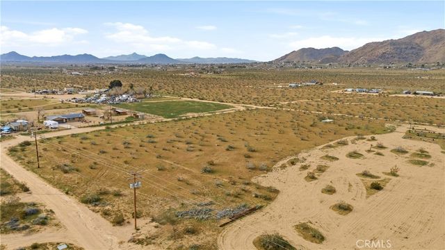 Nightshade Rd 0436-192-83, Apple Valley