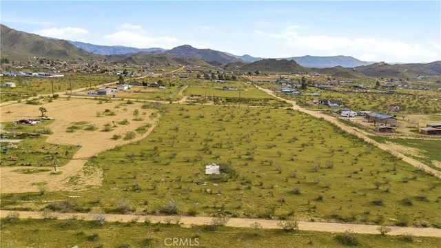 Nightshade Rd 0436-192-85, Apple Valley