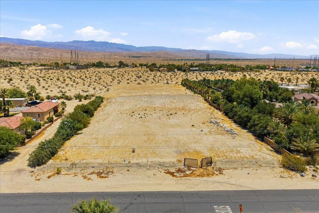 30814 Desert Moon Drive, Thousand Palms