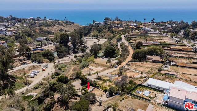 627 N Marquette Street, Pacific Palisades