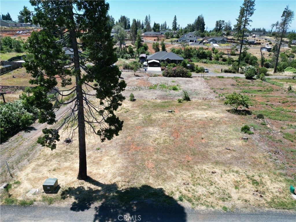 720 Edwards, Paradise