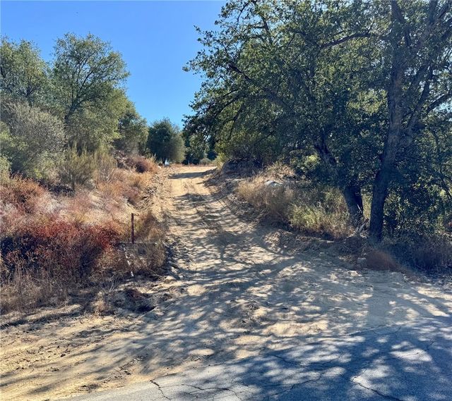 18 Calle Bandido, Murrieta